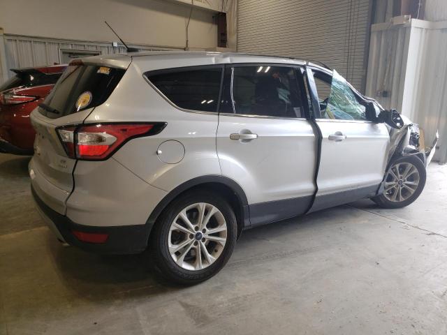 Photo 3 from auction – 2017 FORD ESCAPE SE with VIN 1FMCU0GD8HUD25313