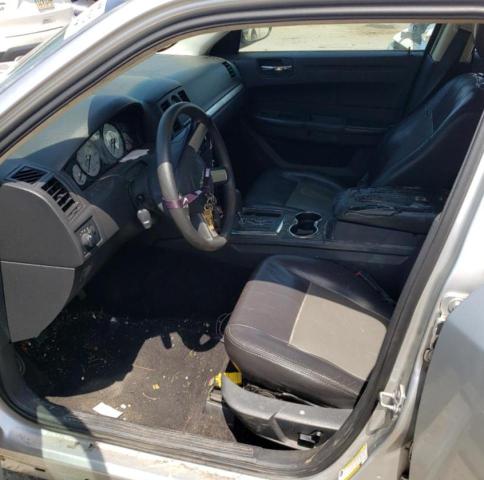 Photo 7 from auction – 2008 CHRYSLER 300 LX with VIN 2C3LA43R28H250394