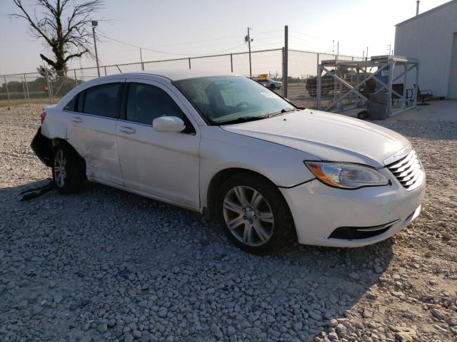 Photo 4 from auction – 2013 CHRYSLER 200 TOURIN with VIN 1C3CCBBB2DN764217
