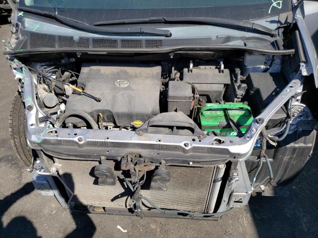 Photo 11 from auction – 2014 TOYOTA SIENNA XLE with VIN 5TDYK3DC8ES474012