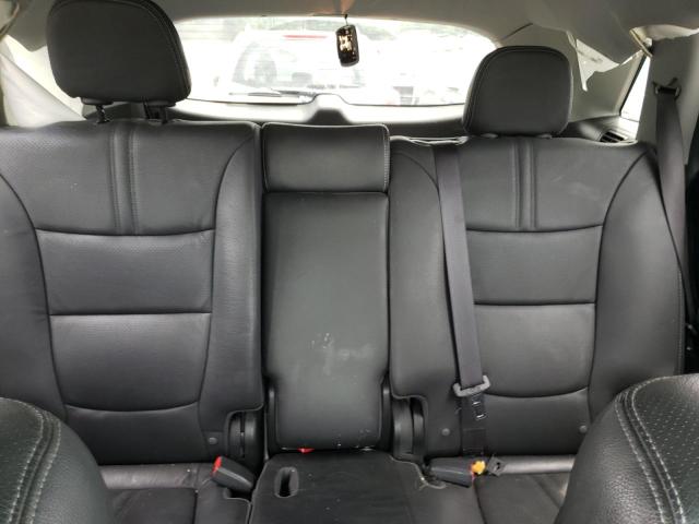 Photo 10 from auction – 2011 KIA SORENTO EX with VIN 5XYKUDA20BG133164
