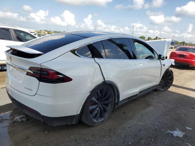 Photo 3 from auction – 2020 TESLA MODEL X with VIN 5YJXCAE42LF236114