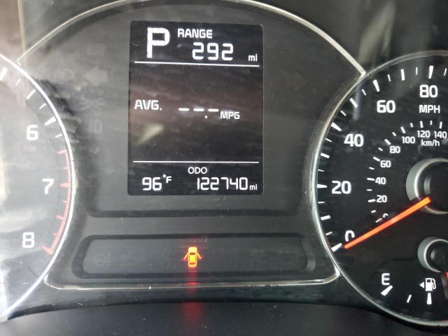 Photo 9 from auction – 2017 KIA FORTE LX with VIN 3KPFK4A71HE089605