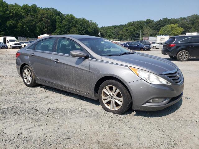 Photo 4 from auction – 2013 HYUNDAI SONATA GLS with VIN 5NPEB4AC3DH652152