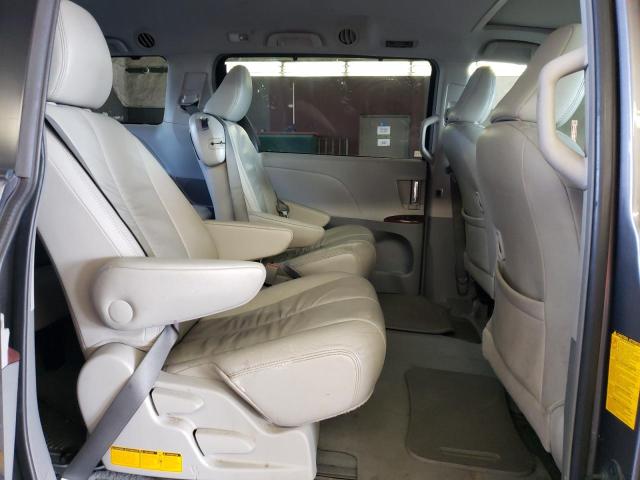 Photo 11 from auction – 2011 TOYOTA SIENNA XLE with VIN 5TDYK3DC1BS116830