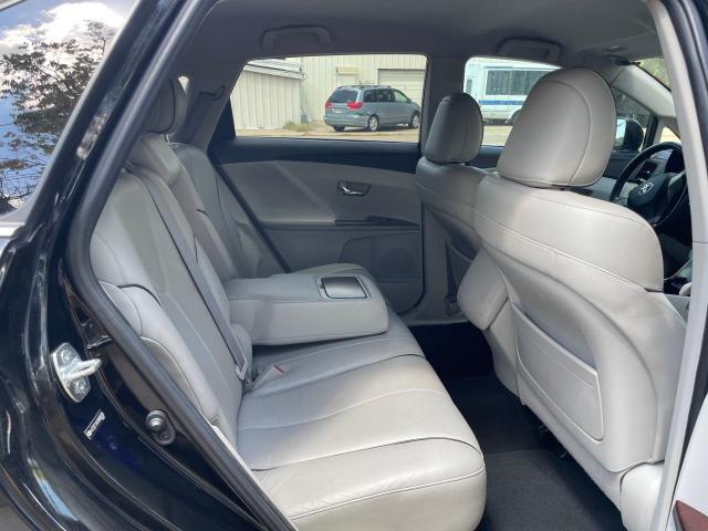 Photo 6 from auction – 2009 TOYOTA VENZA with VIN 4T3ZE11A19U009708