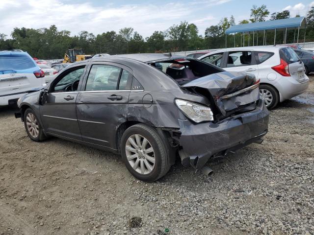 Photo 2 from auction – 2014 CHRYSLER 200 TOURIN with VIN 1C3CCBBG5EN236989