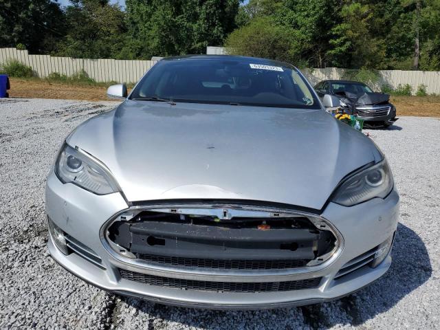 Photo 5 from auction – 2013 TESLA MODEL S with VIN 5YJSA1DN5DFP17437