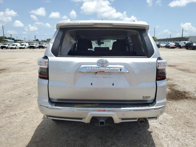 Photo 6 from auction – 2019 TOYOTA 4RUNNER SR with VIN JTEBU5JRXK5681650