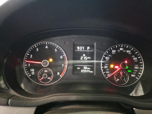 Photo 9 from auction – 2014 VOLKSWAGEN PASSAT S with VIN 1VWAP7A30EC002545
