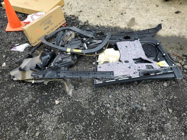 Photo 13 from auction – 2019 TOYOTA HIGHLANDER with VIN 5TDBZRFH1KS982203