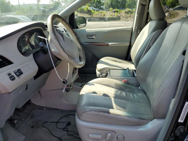 Photo 7 from auction – 2014 TOYOTA SIENNA XLE with VIN 5TDYK3DC5ES523148