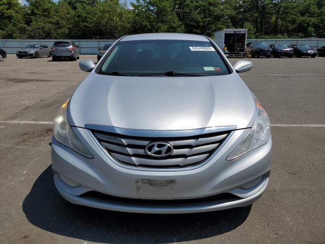Photo 5 from auction – 2013 HYUNDAI SONATA SE with VIN 5NPEC4AC6DH590002