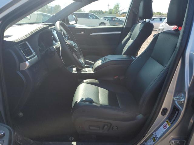 Photo 7 from auction – 2019 TOYOTA HIGHLANDER with VIN 5TDJZRFH4KS612312