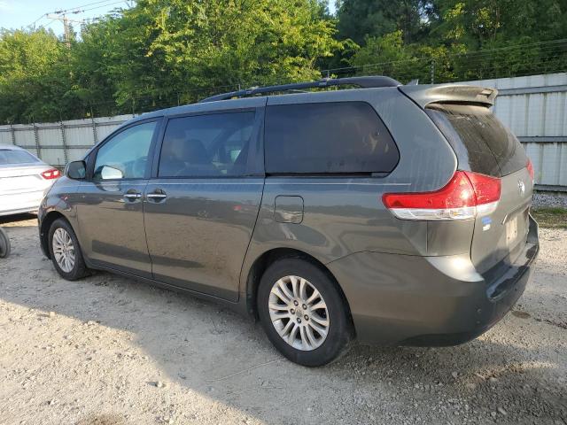 Photo 2 from auction – 2012 TOYOTA SIENNA XLE with VIN 5TDYK3DC6CS178659