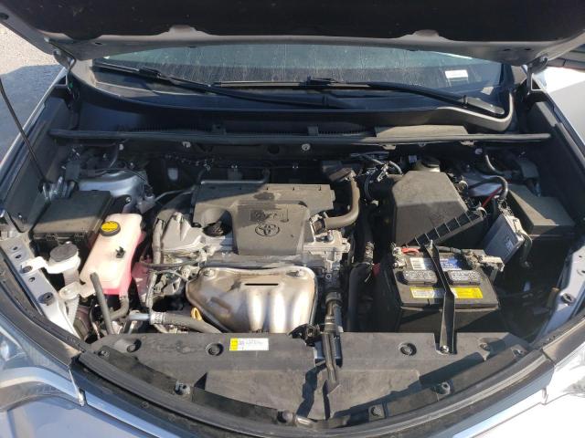 Photo 12 from auction – 2017 TOYOTA RAV4 LE with VIN 2T3ZFREV2HW384515