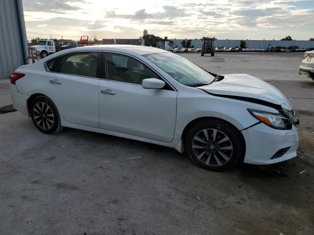 Photo 4 from auction – 2017 NISSAN ALTIMA 2.5 with VIN 1N4AL3AP7HC170753