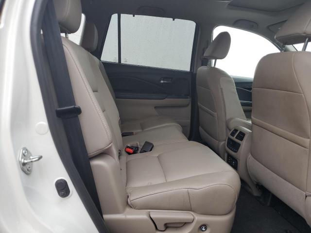 Photo 11 from auction – 2017 HONDA PILOT TOUR with VIN 5FNYF6H9XHB102099
