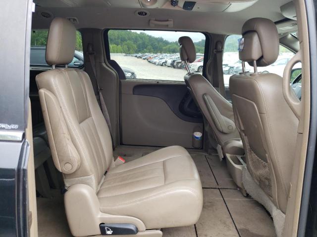 Photo 11 from auction – 2012 CHRYSLER TOWN & COU with VIN 2C4RC1CG0CR327604