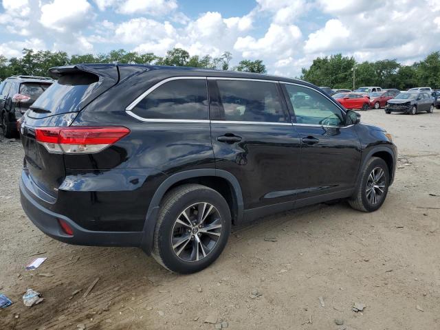Photo 3 from auction – 2019 TOYOTA HIGHLANDER with VIN 5TDBZRFH7KS740841