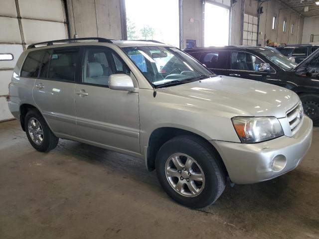 Photo 4 from auction – 2004 TOYOTA HIGHLANDER with VIN JTEDP21A140037706