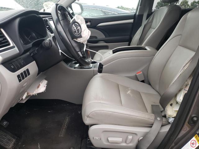 Photo 7 from auction – 2019 TOYOTA HIGHLANDER with VIN 5TDJGRFH2KS070472