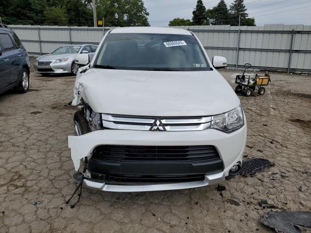 Photo 5 from auction – 2015 MITSUBISHI OUTLANDER with VIN JA4AZ3A31FZ013200