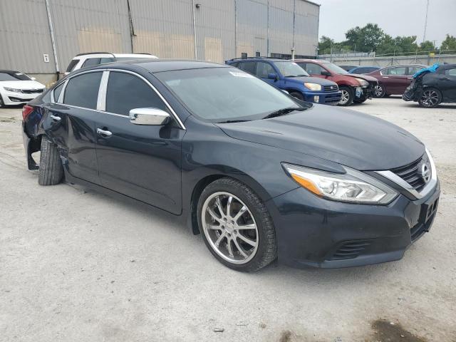 Photo 4 from auction – 2017 NISSAN ALTIMA 2.5 with VIN 1N4AL3AP9HC130724