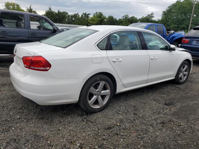Photo 3 from auction – 2012 VOLKSWAGEN PASSAT SE with VIN 1VWBN7A30CC060940