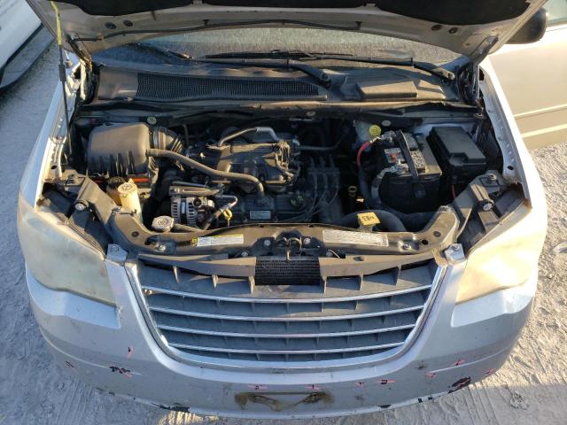 Photo 12 from auction – 2009 CHRYSLER TOWN & COU with VIN 2A8HR44E39R562220