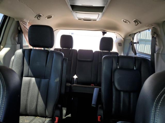 Photo 10 from auction – 2014 CHRYSLER TOWN & COU with VIN 2C4RC1CG2ER365225