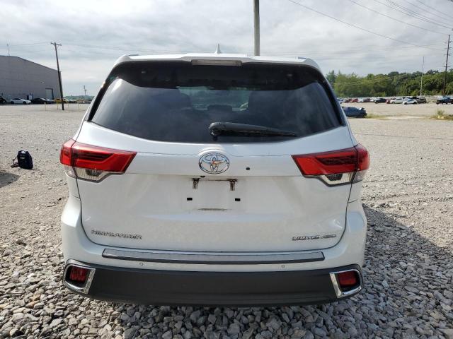 Снимка 6 от търг – 2018 TOYOTA HIGHLANDER с VIN 5TDDZRFH3JS879131
