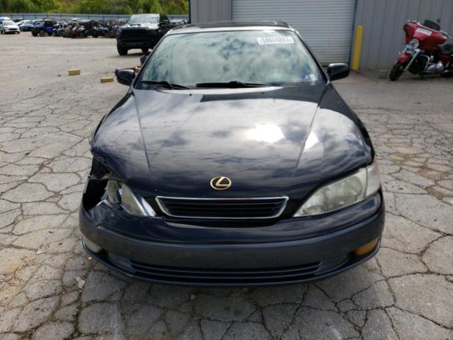 Photo 5 from auction – 1997 LEXUS ES 300 with VIN JT8BF22G7V0004680