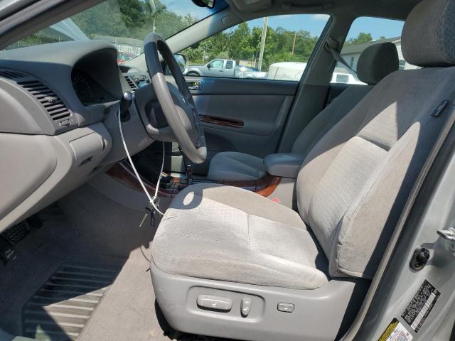 Photo 7 from auction – 2004 TOYOTA CAMRY with VIN 4T1BE30K74U372698