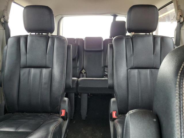 Photo 10 from auction – 2016 CHRYSLER TOWN & COU with VIN 2C4RC1BGXGR294408