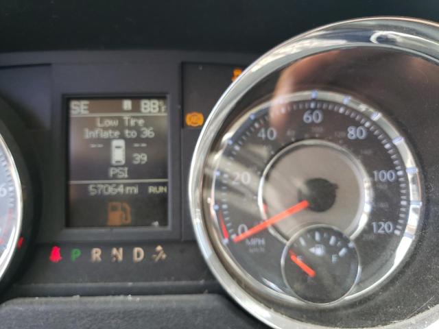 Photo 9 from auction – 2015 CHRYSLER TOWN & COU with VIN 2C4RC1CGXFR520332