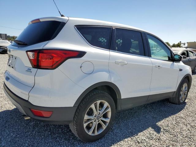Photo 3 from auction – 2019 FORD ESCAPE SE with VIN 1FMCU0GDXKUC47916