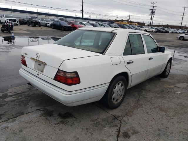 Photo 3 from auction – 1994 MERCEDES-BENZ E-CLASS with VIN WDBEA32E6RC060968