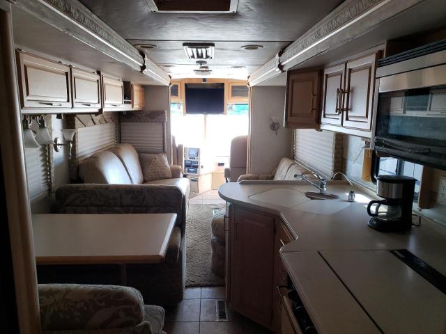 Photo 5 from auction – 2005 WINNEBAGO JOURNEY with VIN 4UZACJDCX5CV76024