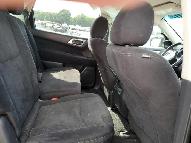 Photo 11 from auction – 2015 NISSAN PATHFINDER with VIN 5N1AR2MM1FC682800