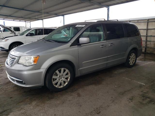 CHRYSLER TOWN & COU 2015 with VIN 2C4RC1BG2FR565122 - Photo from auction