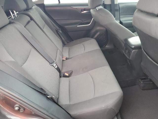 Photo 10 from auction – 2022 TOYOTA RAV4 XLE with VIN 2T3W1RFV0NC185170