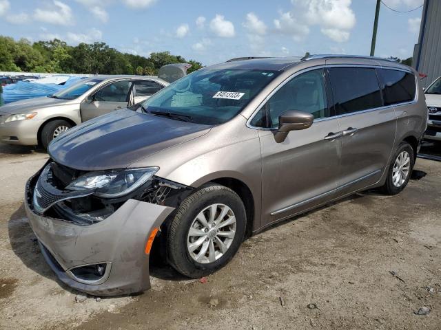 CHRYSLER PACIFICA T 2018 with VIN 2C4RC1EG8JR177879 - Photo from auction