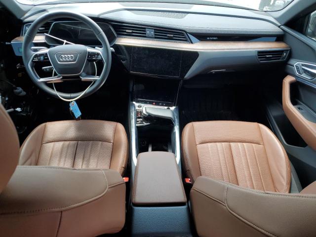 Снимка 8 от търг – 2022 AUDI E-TRON PRE с VIN WA1LAAGE0NB028405