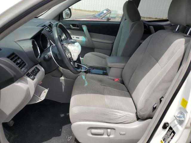 Photo 7 from auction – 2011 TOYOTA HIGHLANDER with VIN JTEBC3EH7B2002346