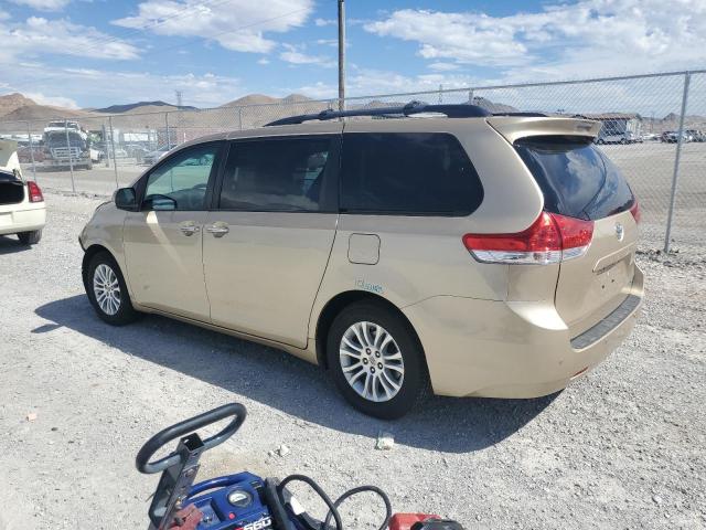 Photo 2 from auction – 2013 TOYOTA SIENNA XLE with VIN 5TDYK3DC7DS281848