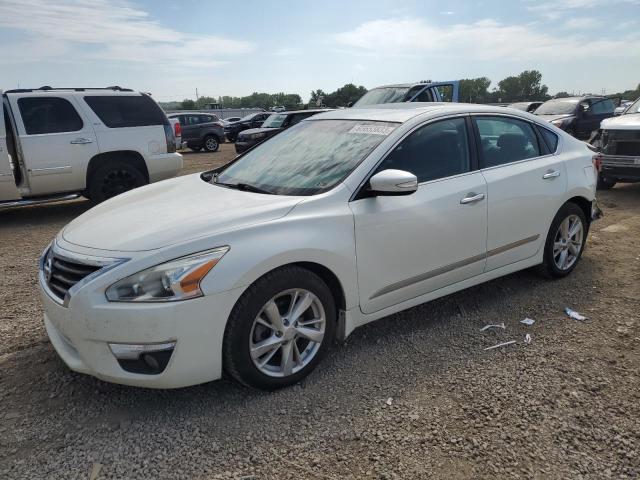NISSAN ALTIMA 2.5 2015 with VIN 1N4AL3AP2FN340129 - Photo from auction