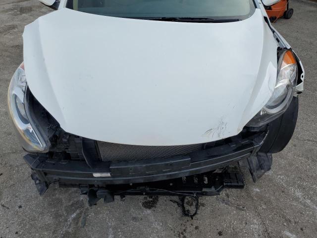 Photo 11 from auction – 2012 HYUNDAI ELANTRA GL with VIN 5NPDH4AE1CH108002
