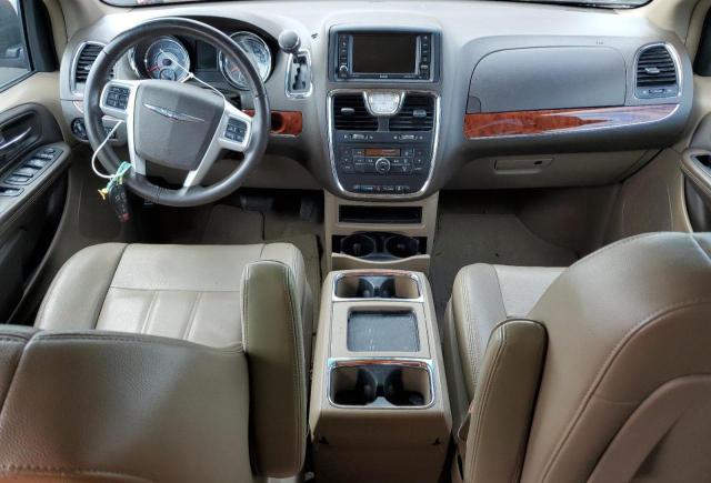Photo 8 from auction – 2014 CHRYSLER TOWN & COU with VIN 2C4RC1BG4ER270635