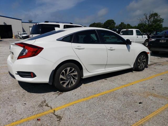 Photo 3 from auction – 2018 HONDA CIVIC EX with VIN 19XFC2F75JE011277